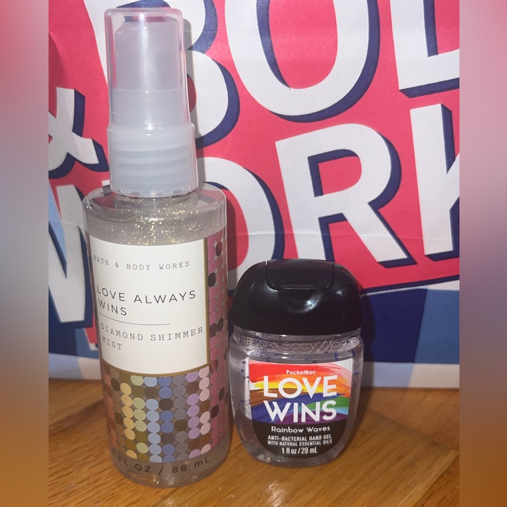New.  Bath and Body Works- Love Always Wins duo